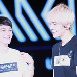 [EXO] 아직도 <b>이얘기</b> 하네 지겹지도 않냐ㅋㅋㅋ
