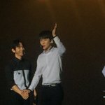 [백현] <b>막내</b>에 장난치려다 손잡힌 백현잌ㅋ