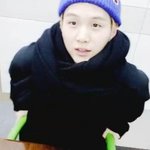 [방탄소년단] 슈가는 얼굴이 두개(?)인거 같아ㅋㅋ