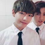 [방탄소년단] <b>뷔</b>닮은꼴