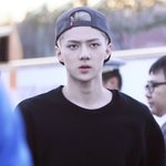[EXO] 조카 사람이 어케 <b>이러</b>케 생겨찌?