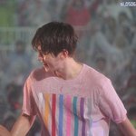 [EXO] 소나기가 갑자기 내린<b>날</b> <b>저</b> 멀리
