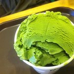 깊은 맛을 내는 <b>녹차</b> 디저트