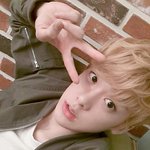 [아스트로] <b>윤산하</b>..맞나?