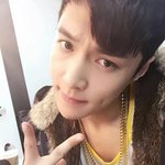 [EXO] 이<b>새끼</b>는 셀카도 등신 같이 찍어