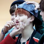 [방탄소년단] 애들 <b>심</b><b>쿵</b>짤 두고가야지