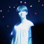 [EXO] 시발역대급이야진짜손덜덜떨리네