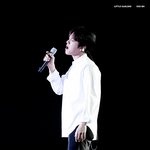 [백현] <b>가요대전</b> 백현 고화질 2