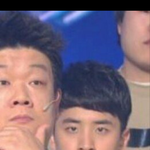 [EXO] 디오 닮은꼴은 얘 <b>미만</b>잡이지