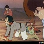 [조언부탁해] 반에 혼자다니는 복학생언니있는데..
