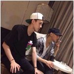 [EXO] 오세훈 여친이랑 <b>맞담배</b>