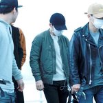 [경수] 으아 11시간 전에 경수 출국을 하였구나