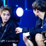 [EXO] <b>민석</b>이가 찬열이 바라볼때 표정변화