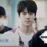 [EXO] 솔직히 어제는 얼굴로 까는거 <b>무의미</b>함