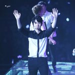 [백현] 변벅지는 살아있다