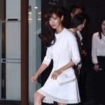 <b>정돈</b> 안된 김사랑 앞머리