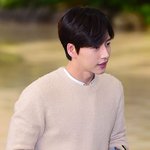 팬이 준 선물 떨어뜨렸을때 반응
