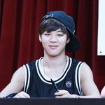 [방탄소년단] 나만 지민이 <b>머리</b> 어두운색계열좋아해?