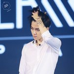 [EXO] 백<b>오빠</b> 위에는 <b>하늘</b>밖에 없음