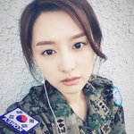 송혜교에게 뒤지지 않는 김지원