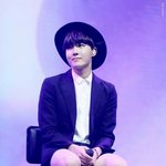 [방탄소년단] 호석이 무릎에
