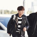 샤이니 온유 <b>옷</b>도 잘<b>입</b>네 대학생 같은 공항패션