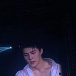 [EXO] 단추 <b>얌</b>마 너 이새끼 존나 잘했다