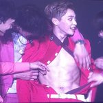 [EXO] 찬열이가 민석이 옷 <b>오픈</b>했엉