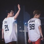 [EXO] 슈첸 ㄴㄴ 첸슈야 <b>덩치</b> 차이봐