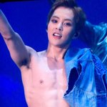 [EXO] <b>허리</b>가 쏘옥