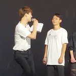 [EXO] 맏형즈 애교와 김종대 <b>반응</b>