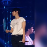 [백현] 어쯔케 백현이 싱포유부르면서 물고기 뱅글뱅글..ㅋㅋ