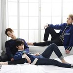[EXO] 아 <b>민석</b>이 루키즈랑 찍었네..