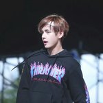 [방탄소년단] <b>태태</b> 이날 사진 있는 이삐ㅜㅜ
