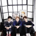 [EXO] 야 시우민 손이랑 발<b>크기</b>봐..