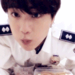 [방탄소년단] <b>석진이</b> 데쿠짤있는 이삐