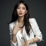 퍼스트룩 3월호 수지 화보.<b>gif</b>