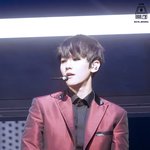 [백현] 이래서 <b>베이글</b>남한다는 백현 고화질ㄷㄷ