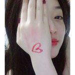 <b>속옷</b>만 입고 셀카찍은 설리