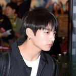 [방탄소년단] 정국이 <b>피부</b> 개좋다 ㅇㄱㄹ