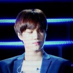 [카이] <b>종인</b>이가 눈을 감았다 뜨면?