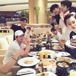 [EXO] 진짜 사진하나로<b>인해</b> 세상이 행복하다