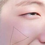 [방탄소년단] 남준이 볼에 삼각형있음