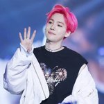 [위너] 지누 <b>손인사</b>