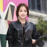 [댓글부탁해] 오늘자 블랙<b>스완</b> 손나은 귀여움 주의