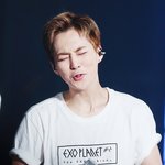 [시우민] 나른한<b>오후</b>를 깨우는 시우민