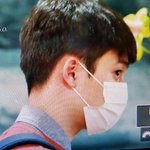 [도경수] 경수 일본간다~~ 오늘 패션 완전 <b>상큼</b>해