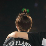 [시우민] 우주<b>만물</b>이 거드는 시우민