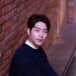 남자 이둘중에 누구랑 사귐???