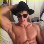 <b>SM</b> 카이 크리스탈 열애 인정